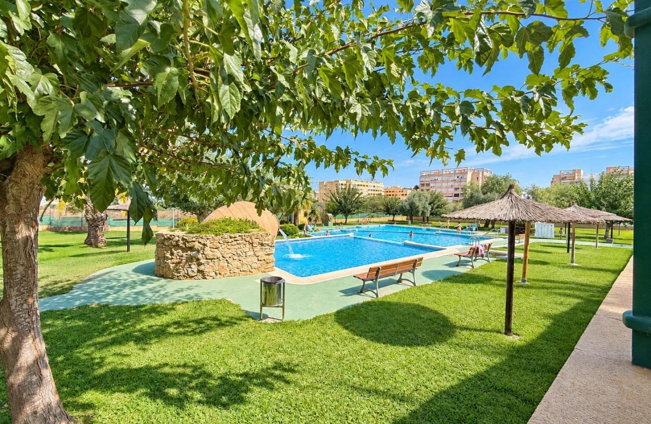 Resale - Bungalow - Torrevieja - Torreblanca