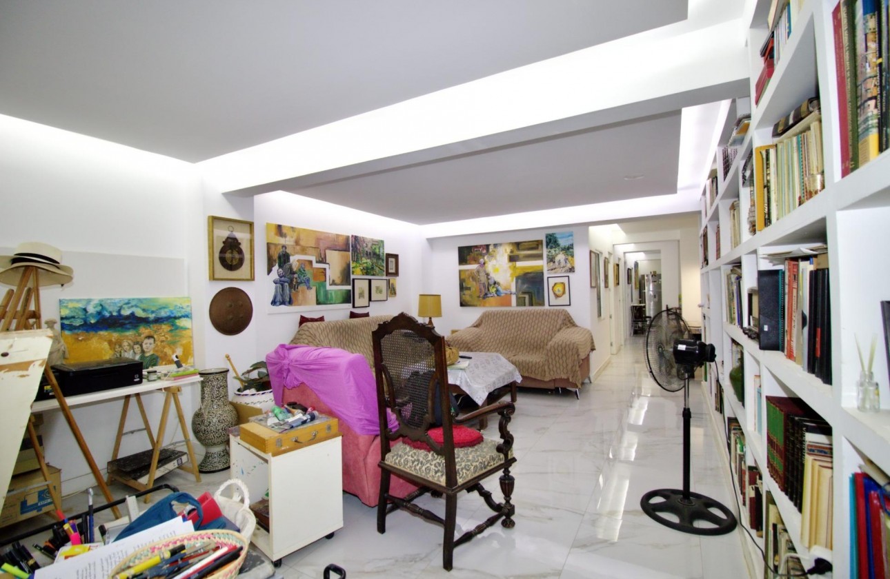 Resale - Apartment / flat - Elche - Plaza Crevillente-juzgados
