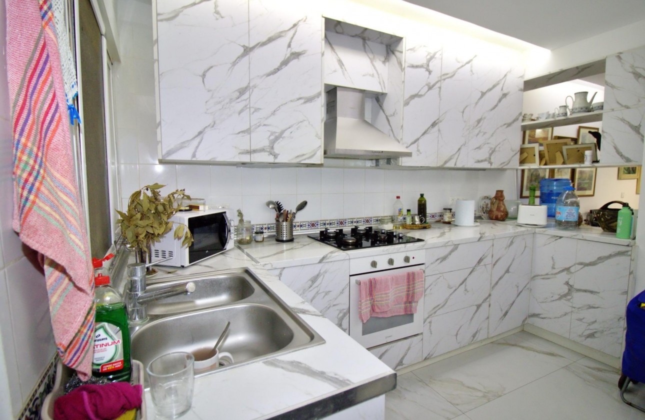 Resale - Apartment / flat - Elche - Plaza Crevillente-juzgados