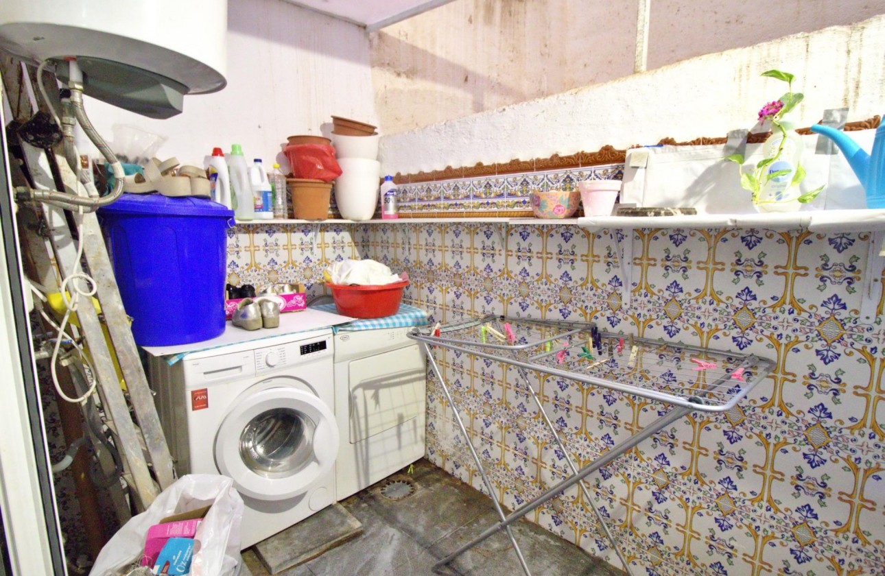 Resale - Apartment / flat - Elche - Plaza Crevillente-juzgados