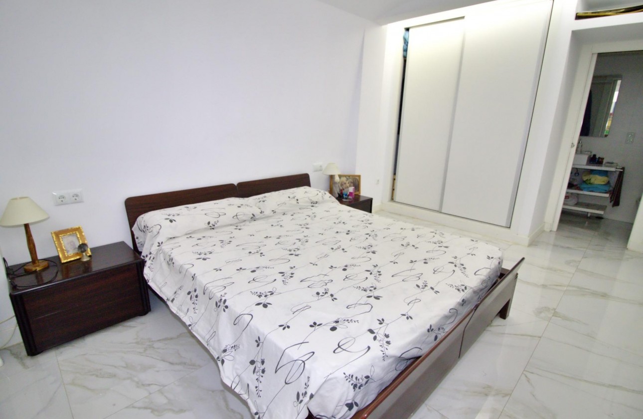 Resale - Apartment / flat - Elche - Plaza Crevillente-juzgados