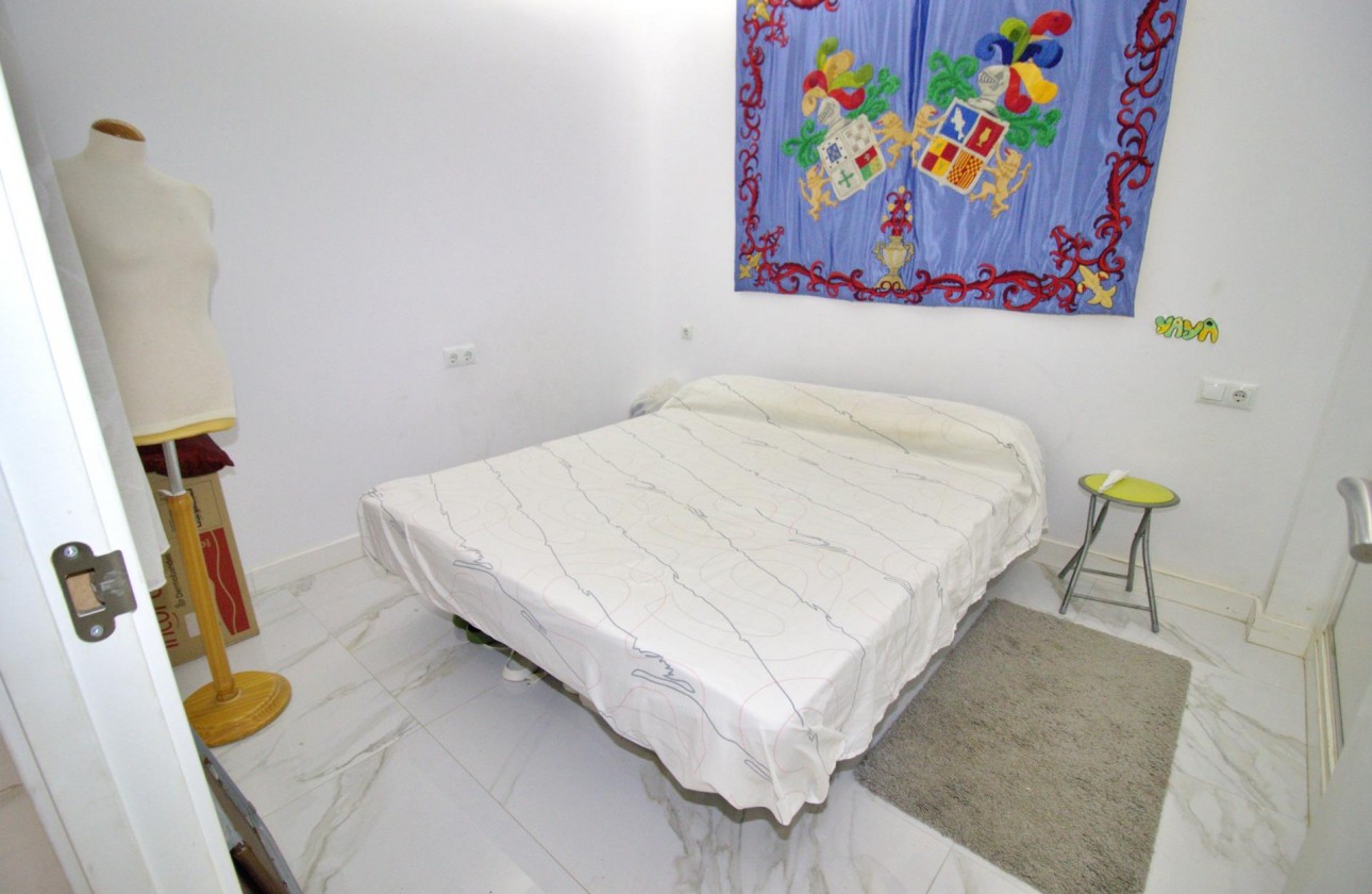 Resale - Apartment / flat - Elche - Plaza Crevillente-juzgados