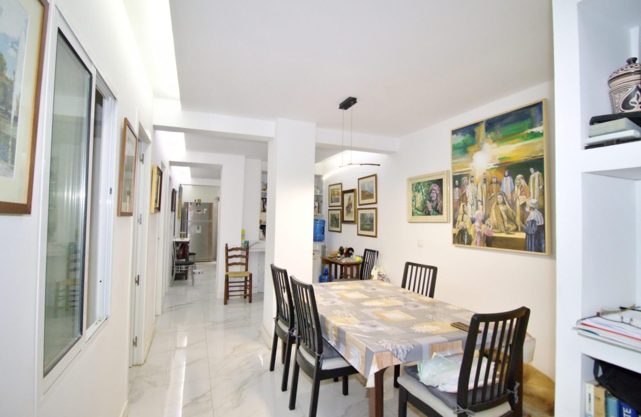 Resale - Apartment / flat - Elche - Plaza Crevillente-juzgados