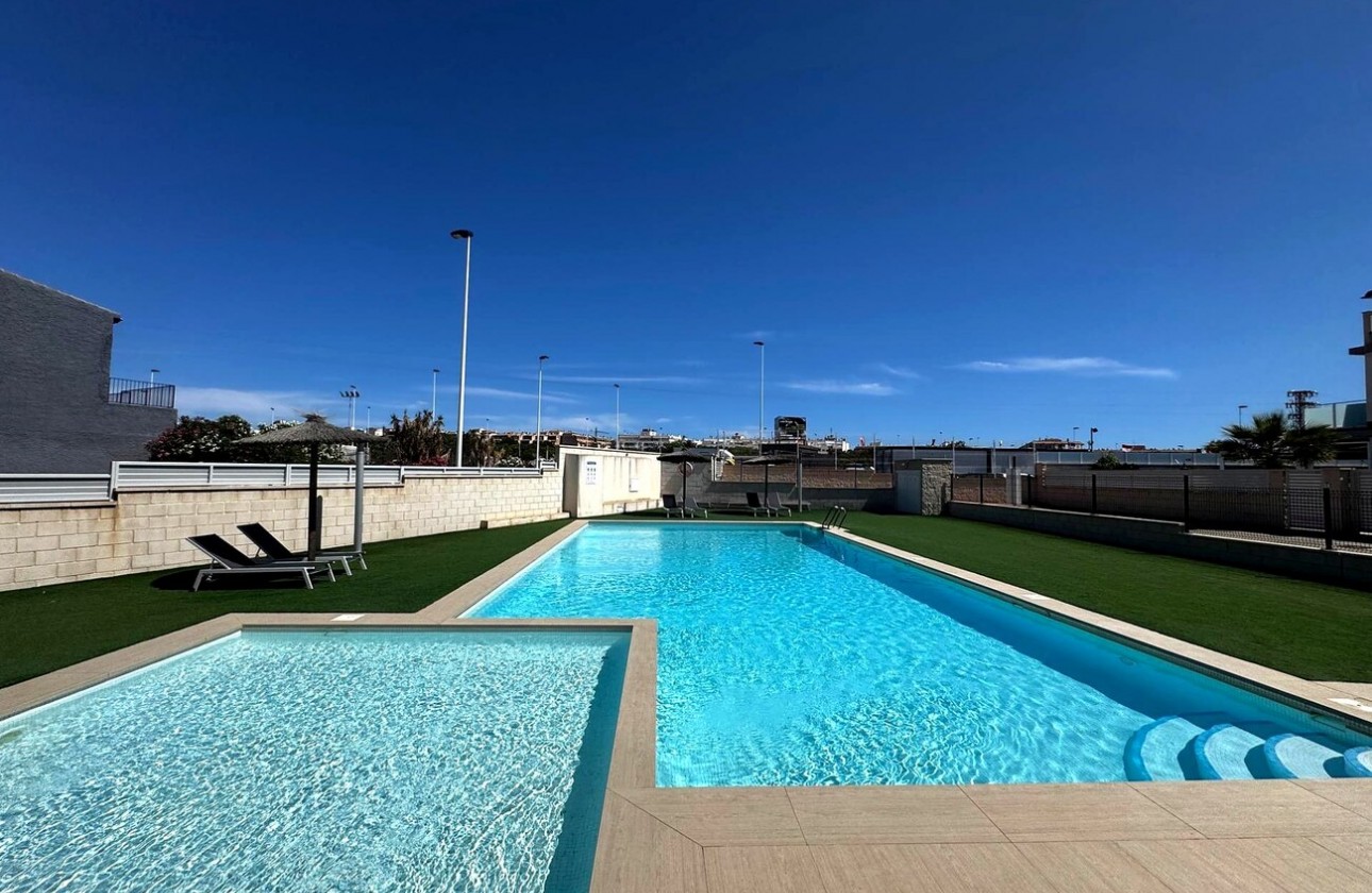 Resale - Apartment / flat - Torrevieja - Torreta florida
