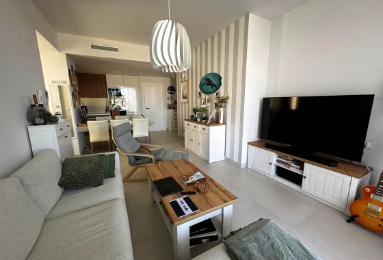 Resale - Apartment / flat - Torrevieja - Torreta florida