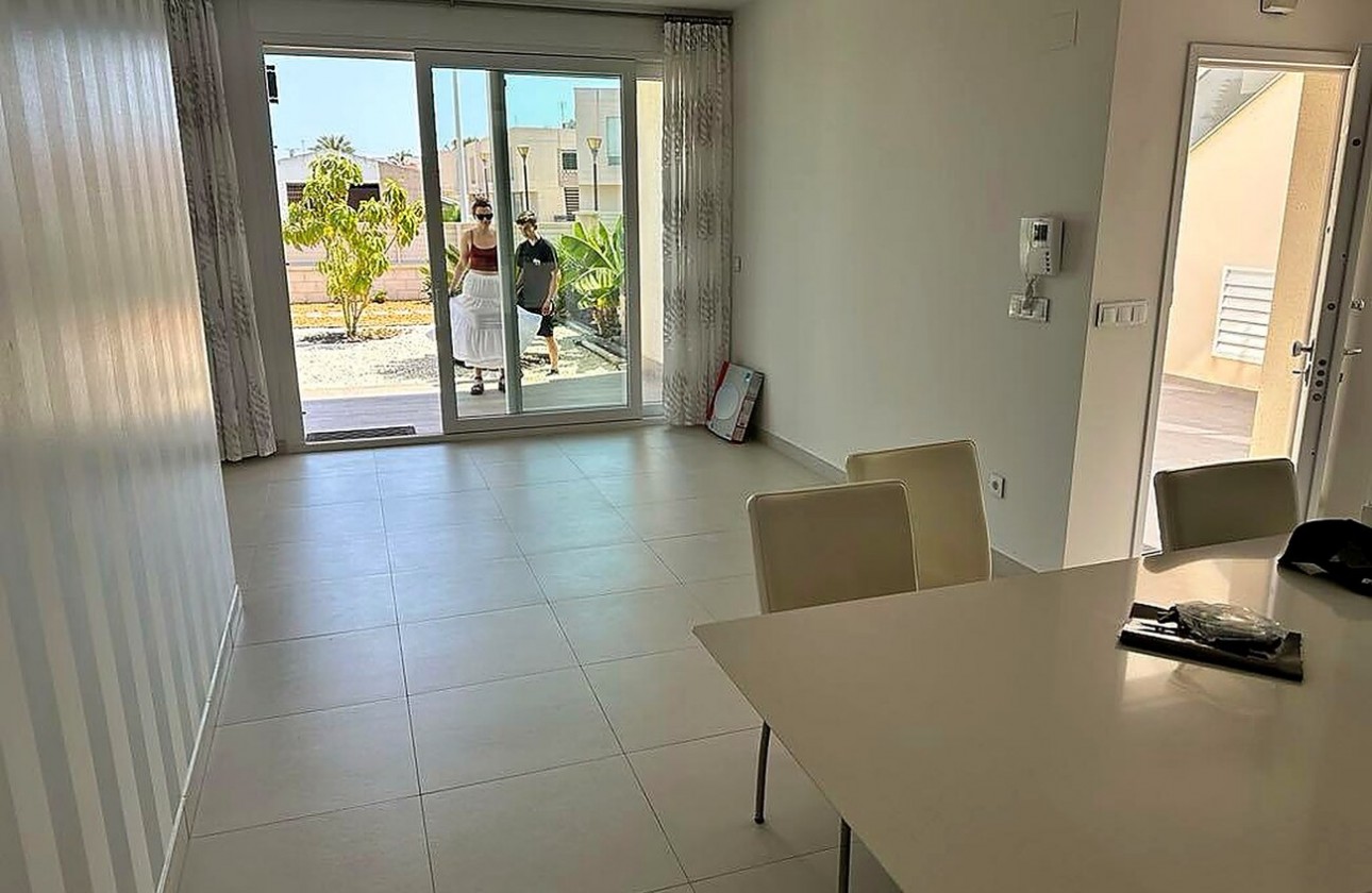 Resale - Apartment / flat - Torrevieja - Torreta florida