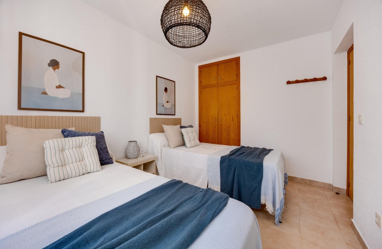 Resale - Bungalow - Torrevieja - Los balcones