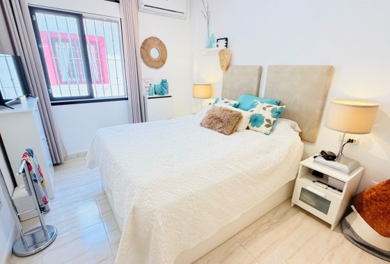 Resale - Villa - Daya Vieja - Costa Blanca