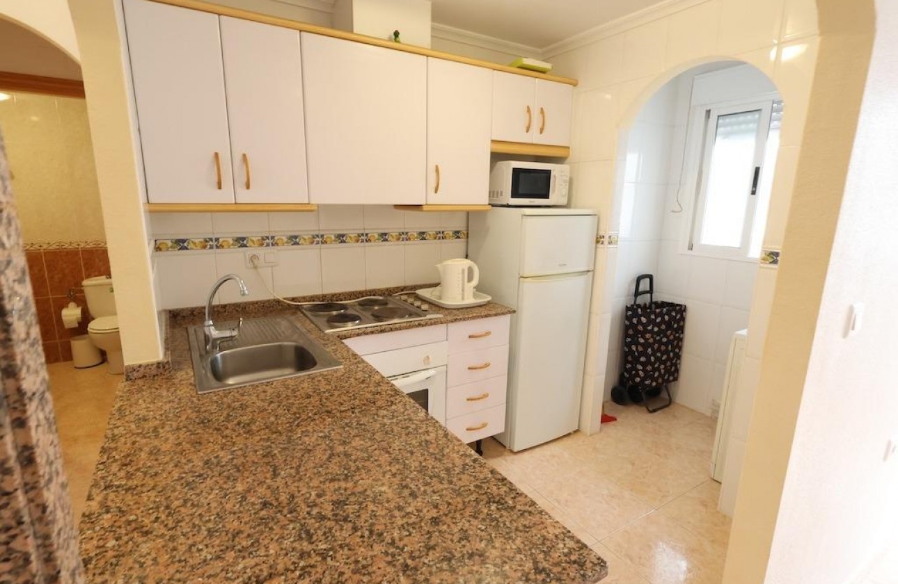 Resale - Apartment / flat - Torrevieja - Costa Blanca