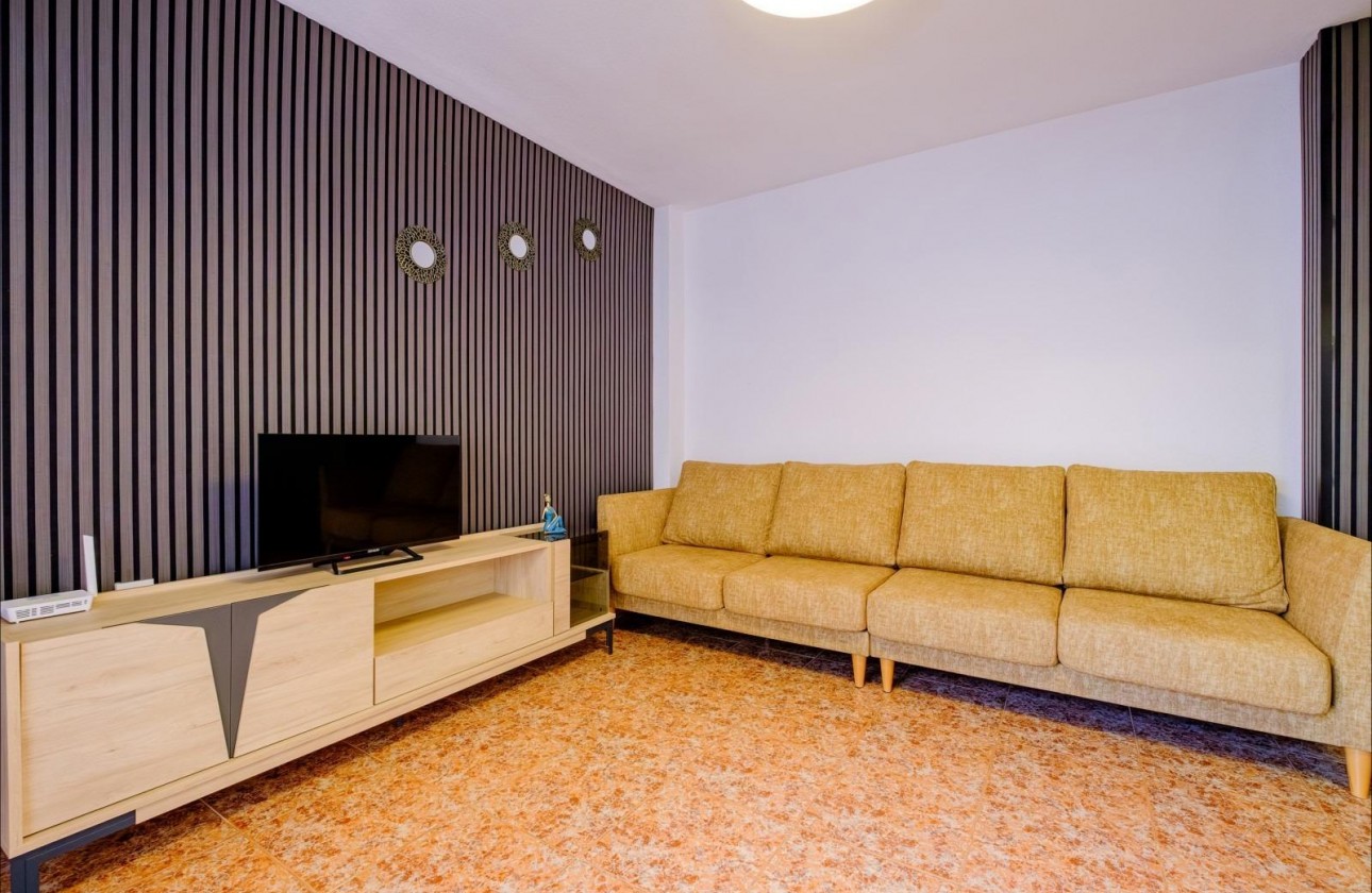 Resale - Apartment / flat - Torrevieja - Playa del Cura