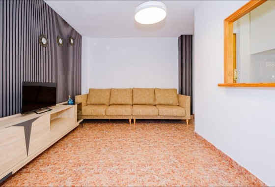 Resale - Apartment / flat - Torrevieja - Playa del Cura