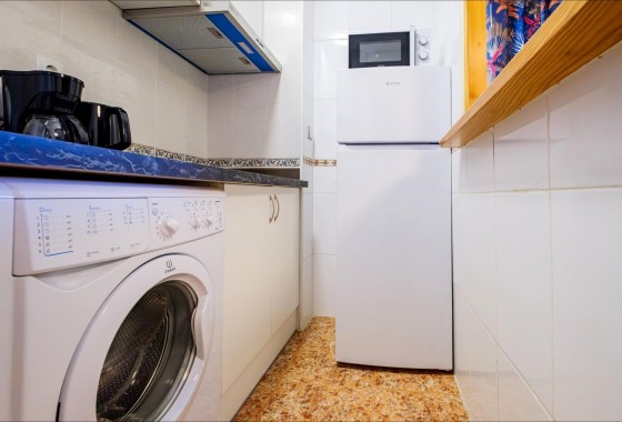 Resale - Apartment / flat - Torrevieja - Playa del Cura