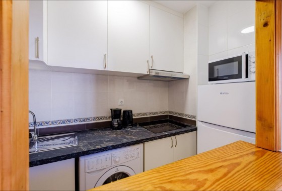 Resale - Apartment / flat - Torrevieja - Playa del Cura