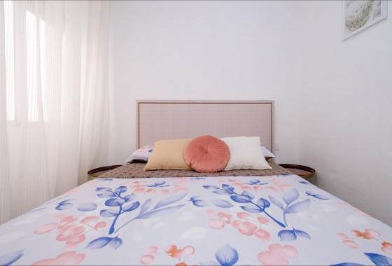 Resale - Apartment / flat - Torrevieja - Playa del Cura