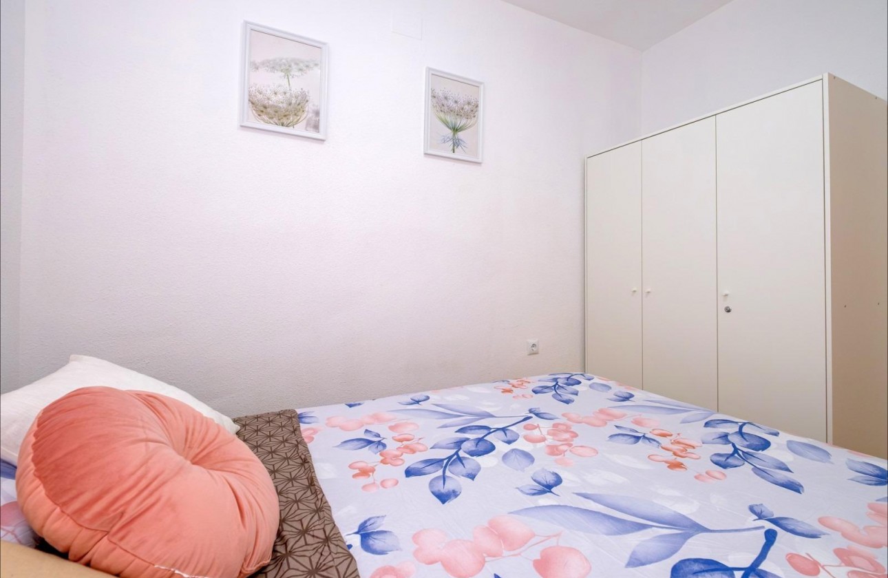Resale - Apartment / flat - Torrevieja - Playa del Cura
