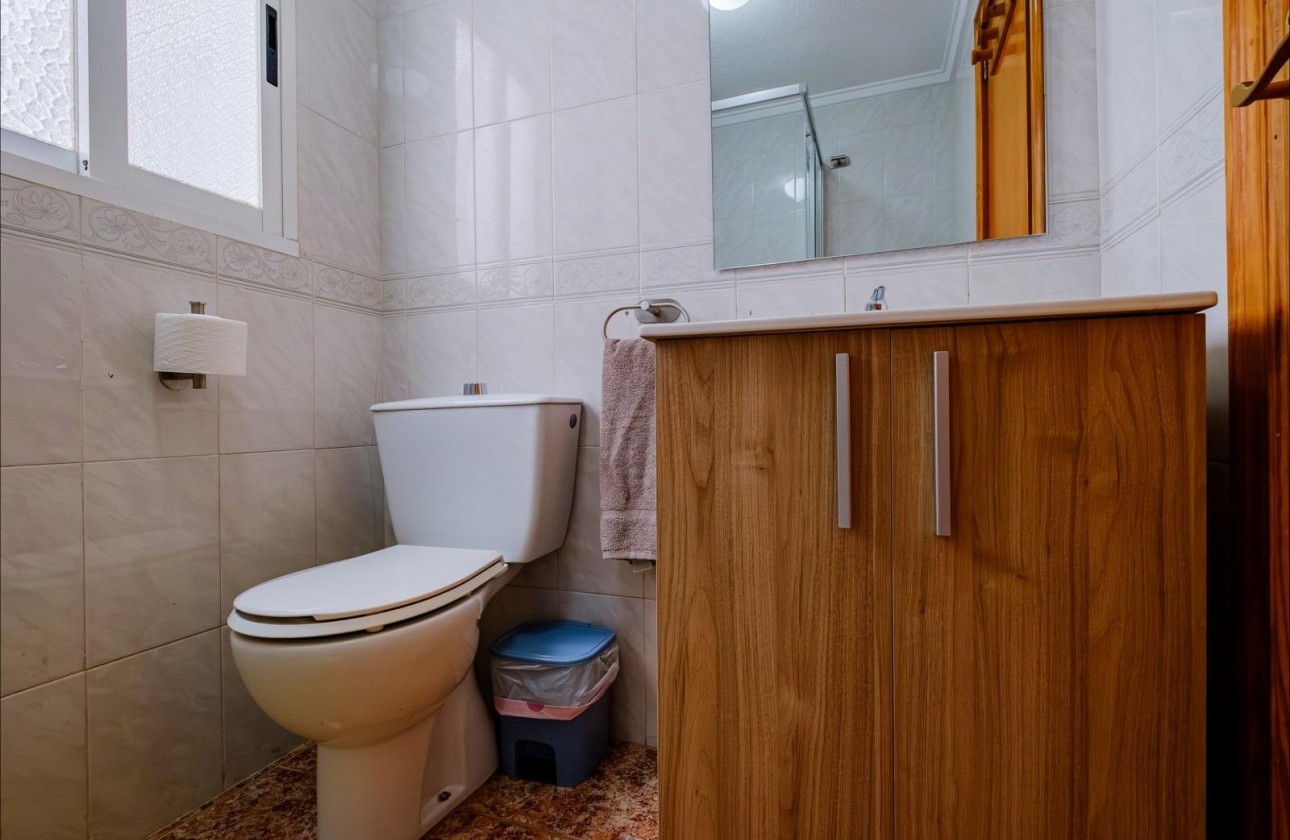 Resale - Apartment / flat - Torrevieja - Playa del Cura