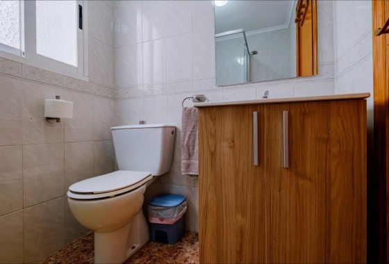 Resale - Apartment / flat - Torrevieja - Playa del Cura