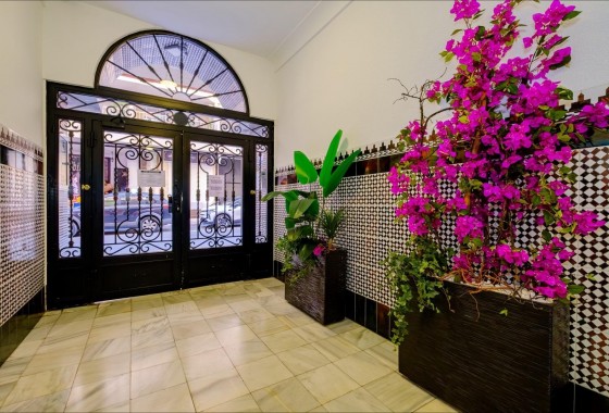 Resale - Apartment / flat - Torrevieja - Playa del Cura