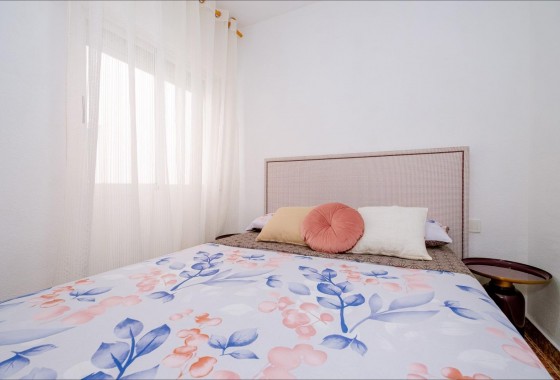 Resale - Apartment / flat - Torrevieja - Playa del Cura