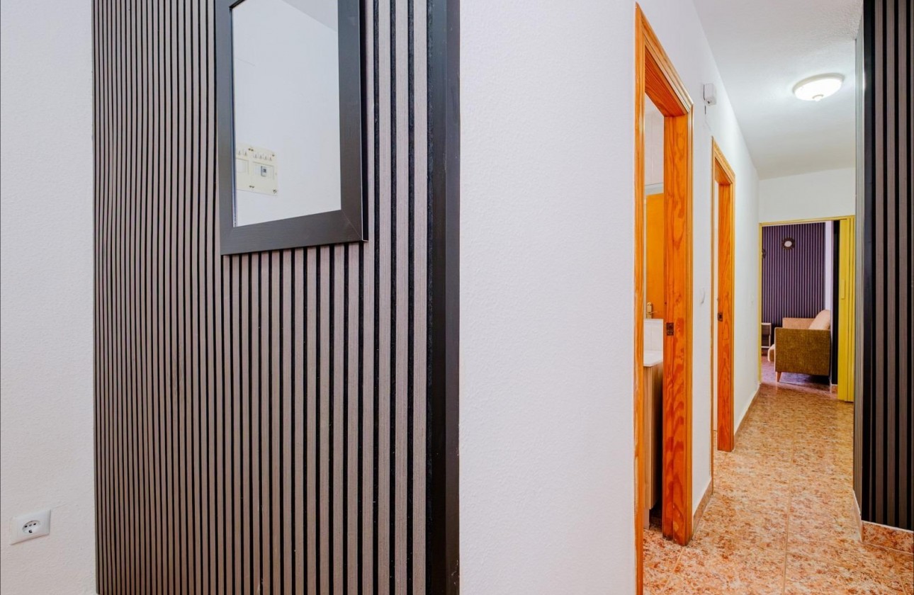 Resale - Apartment / flat - Torrevieja - Playa del Cura
