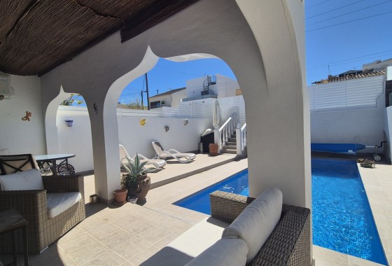 Reventa - Semi Detached - Villamartin - Costa Blanca