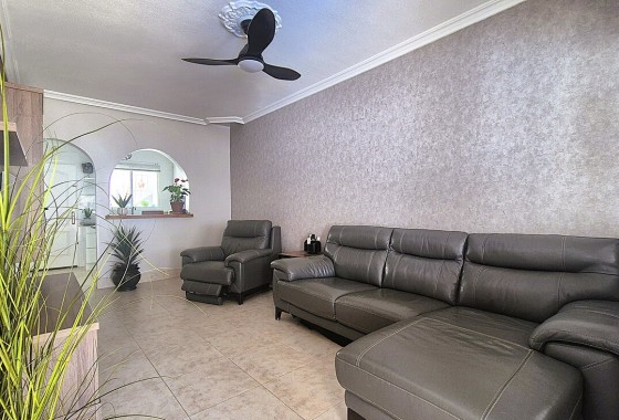 Reventa - Semi Detached - Villamartin - Costa Blanca