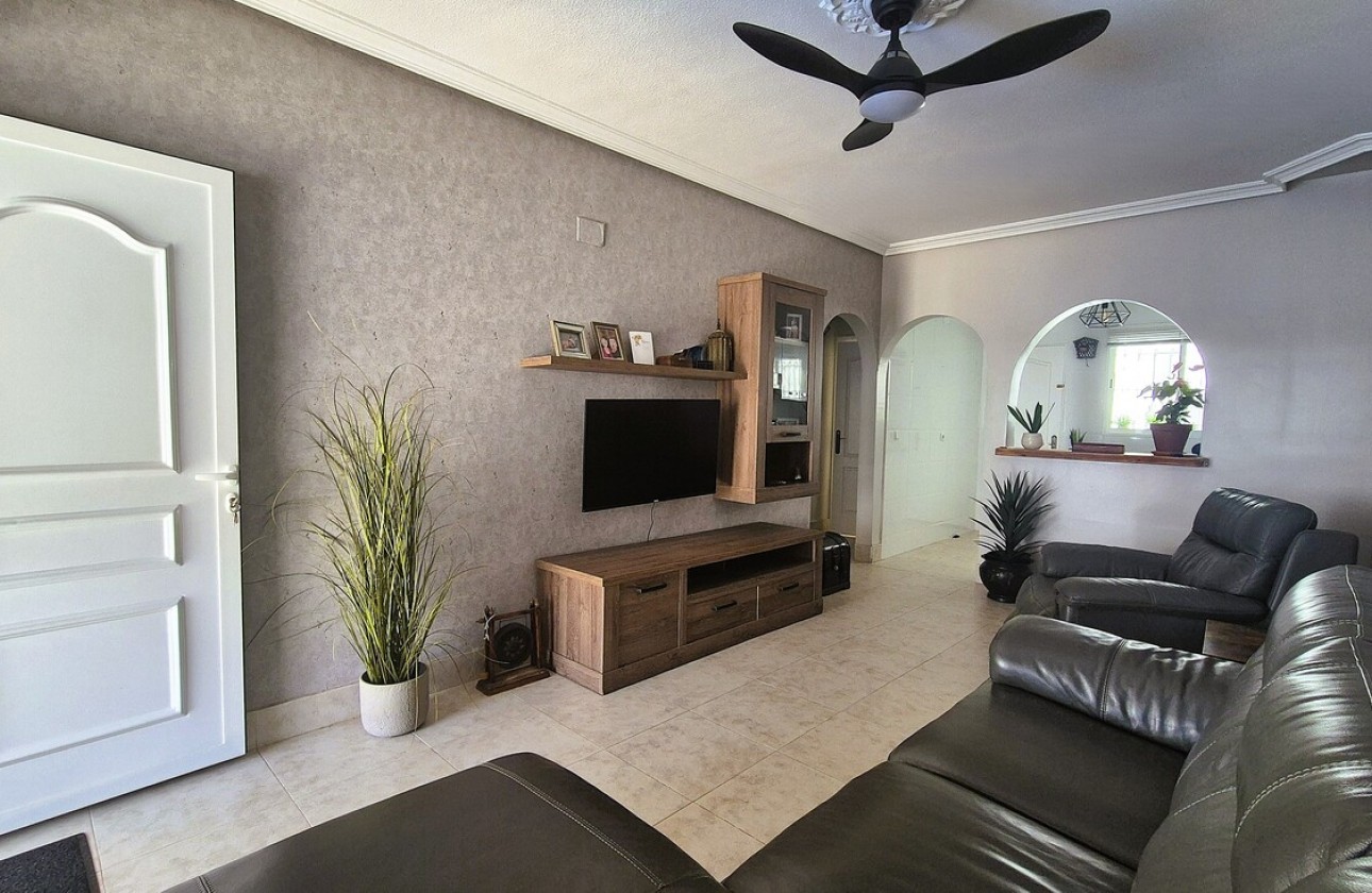 Reventa - Semi Detached - Villamartin - Costa Blanca