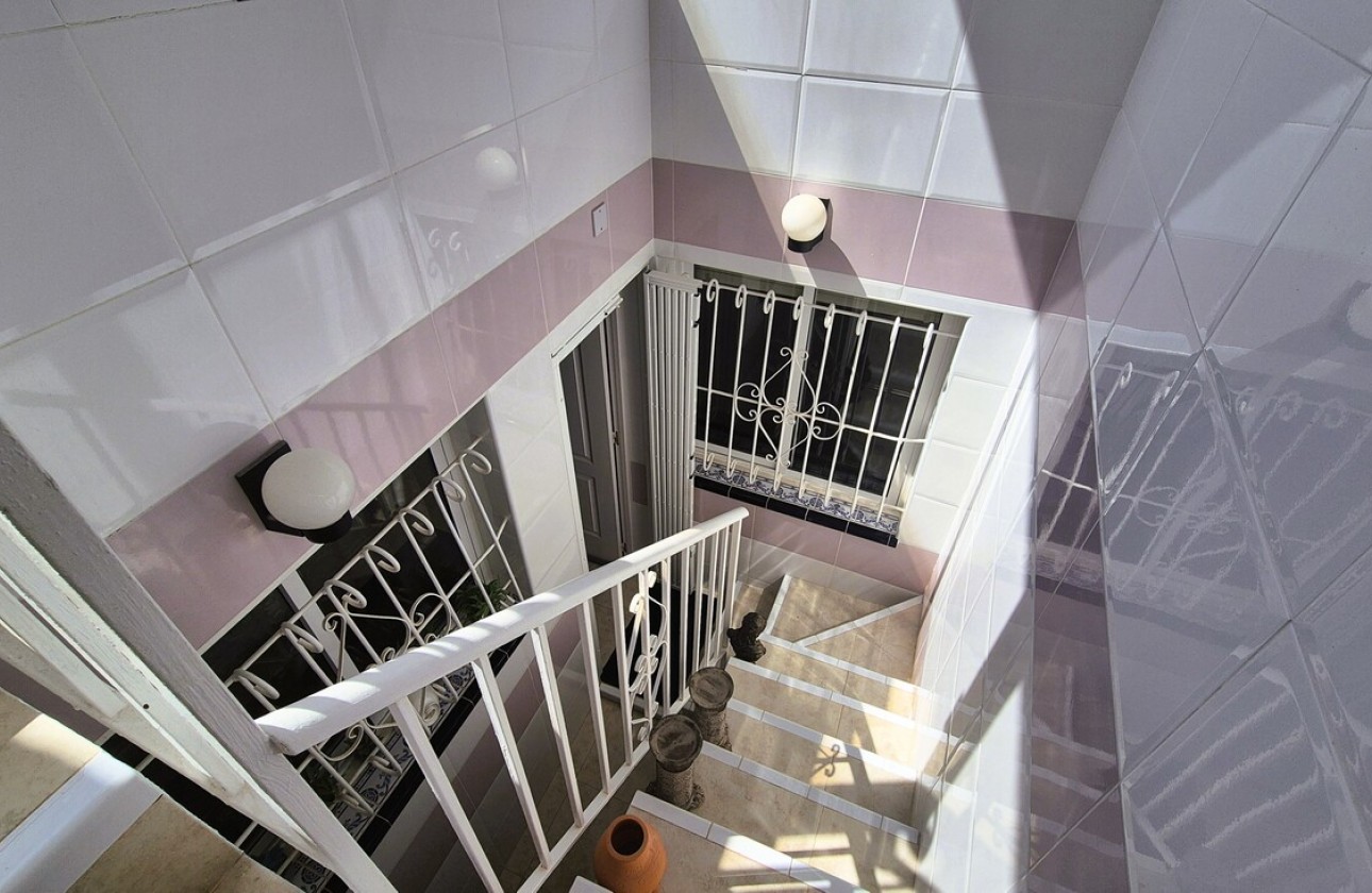 Reventa - Semi Detached - Villamartin - Costa Blanca