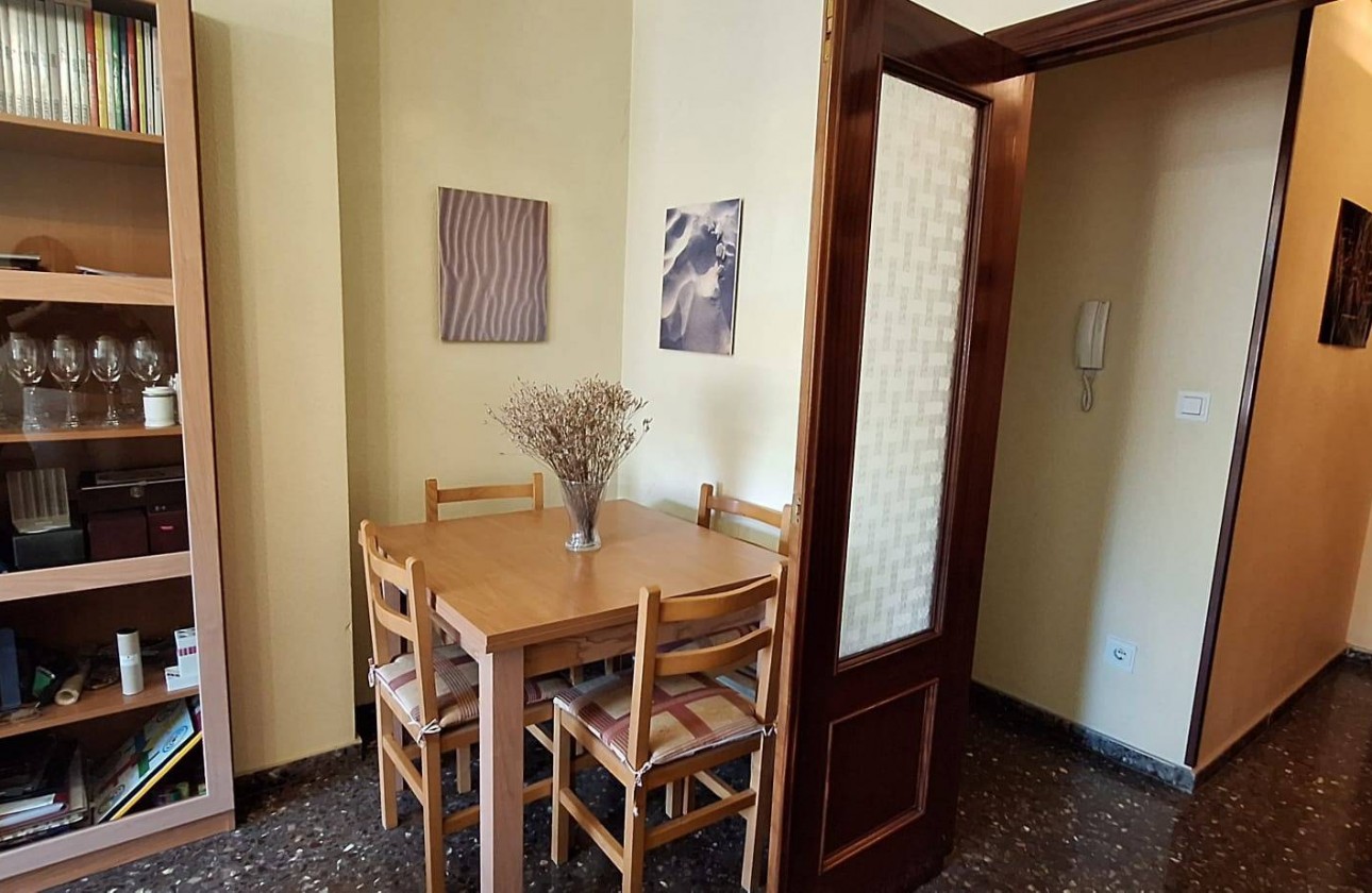 Resale - Apartment / flat - Murcia - San Benito-patiño