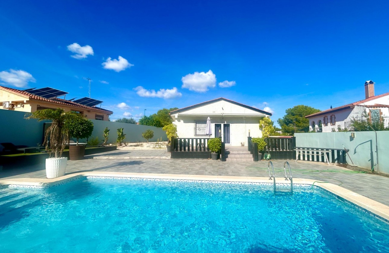Revente - Villa - Pilar de la Horadada - Pinar de Campoverde
