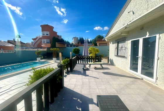 Revente - Villa - Pilar de la Horadada - Pinar de Campoverde