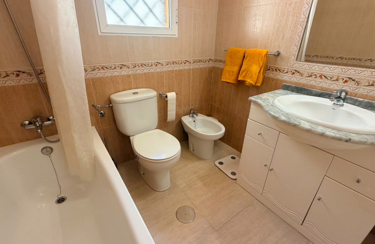 Revente - Villa - Los Montesinos - Costa Blanca