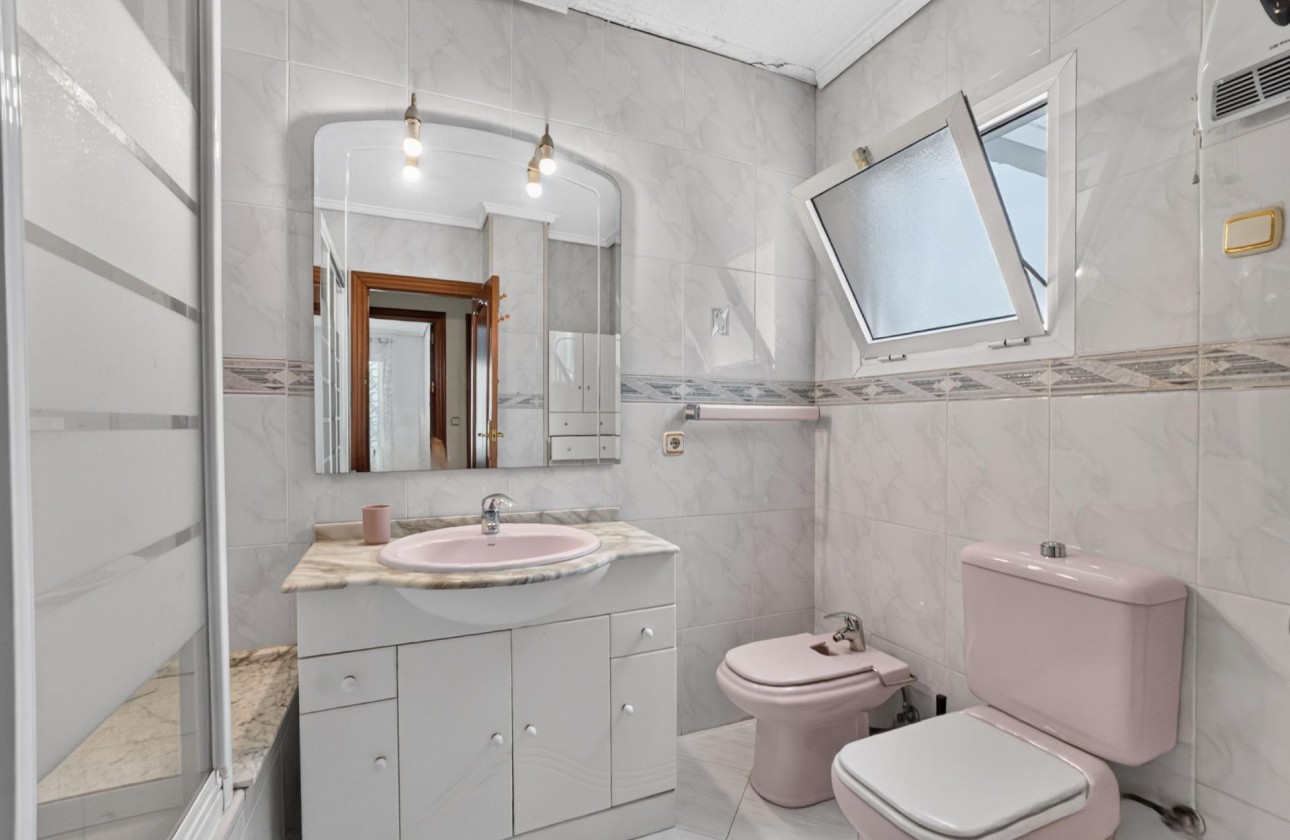 Revente - Appartement - Torrevieja - torrevieja