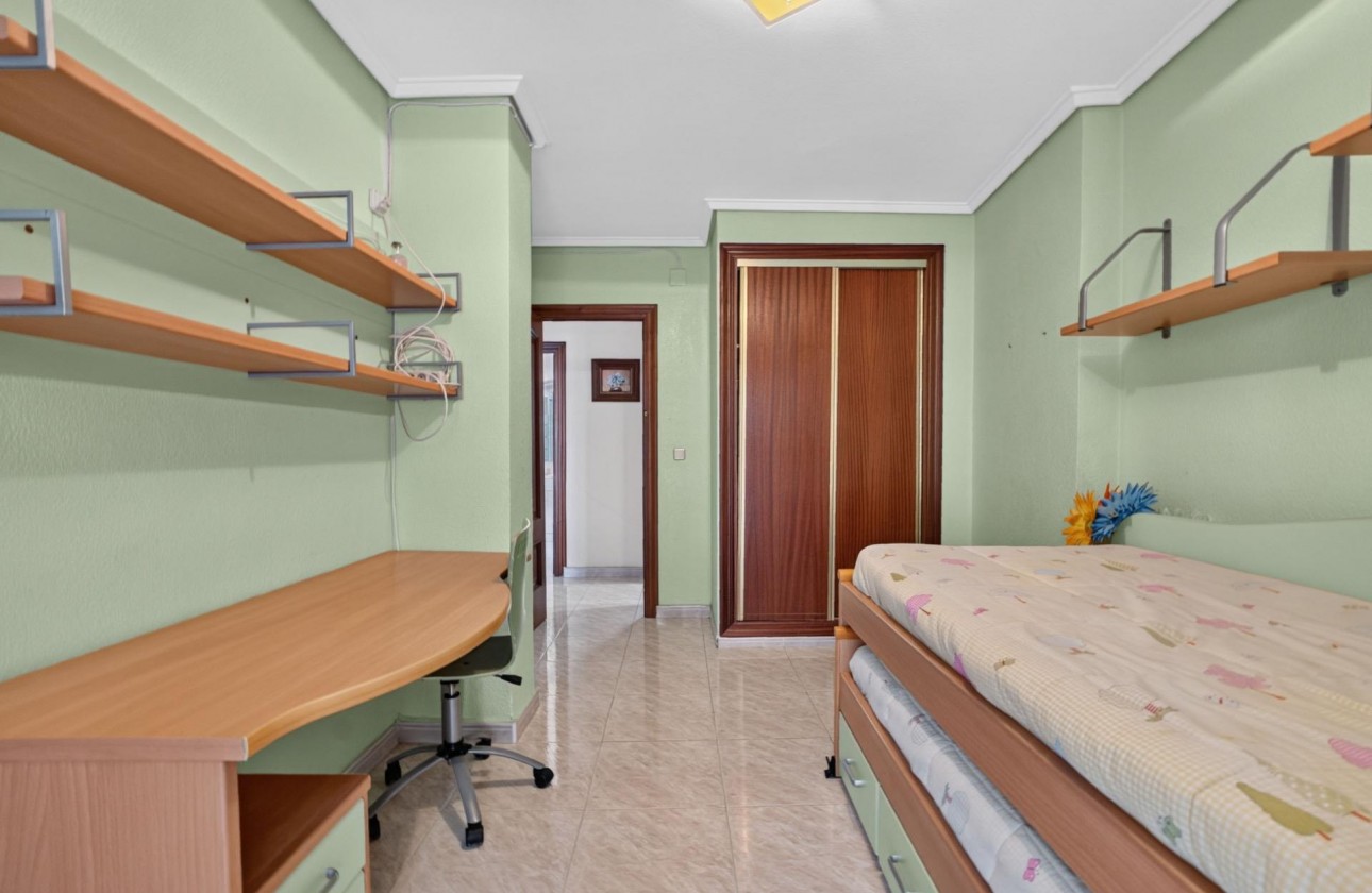 Revente - Appartement - Torrevieja - torrevieja