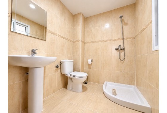 Revente - Villa - Daya Nueva - Costa Blanca