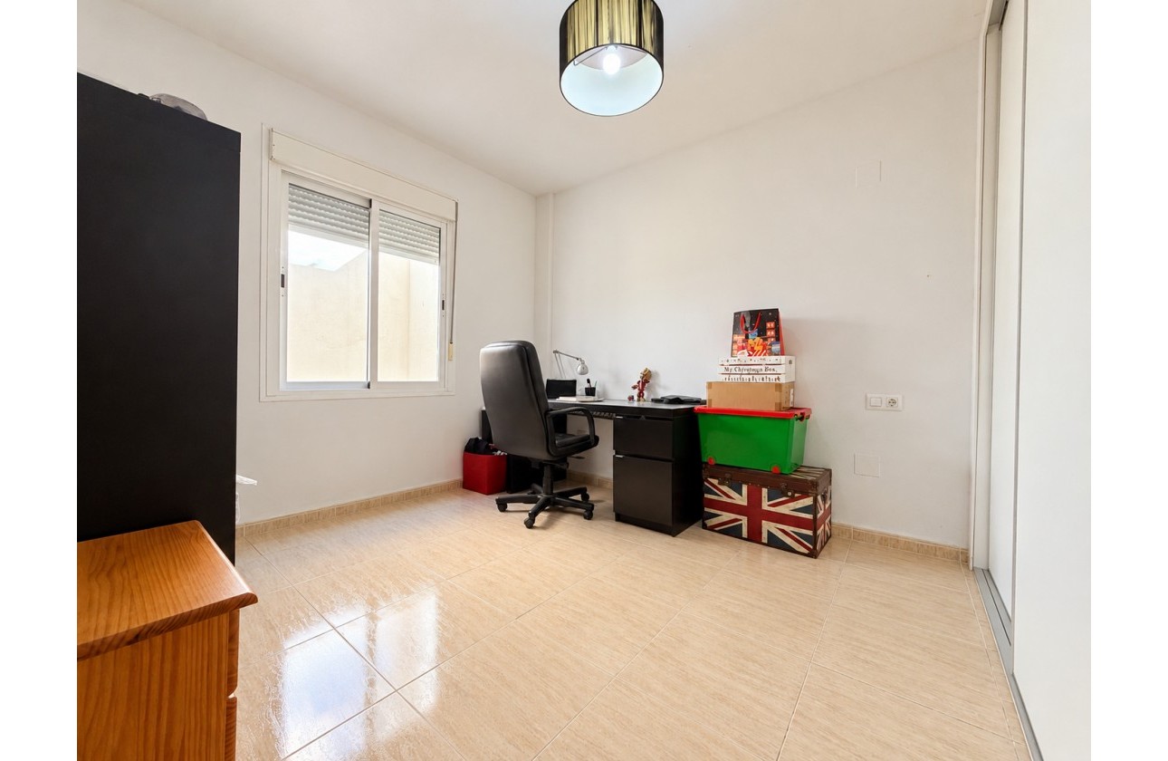 Revente - Villa - Daya Nueva - Costa Blanca