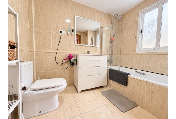 Revente - Villa - Daya Nueva - Costa Blanca