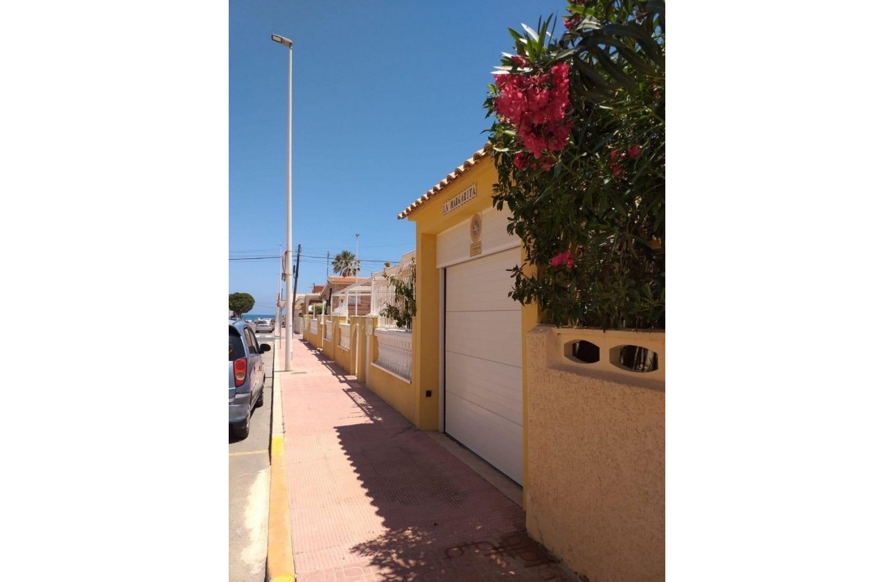 Resale - Bungalow - Torrevieja - LA MATA