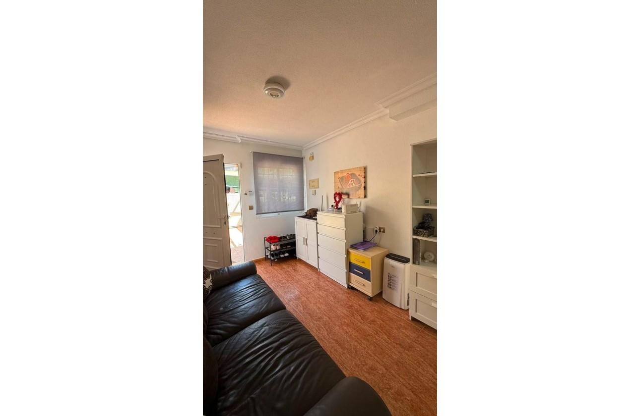 Resale - Bungalow - Torrevieja - LA MATA