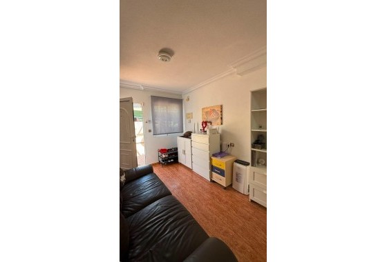 Resale - Bungalow - Torrevieja - LA MATA