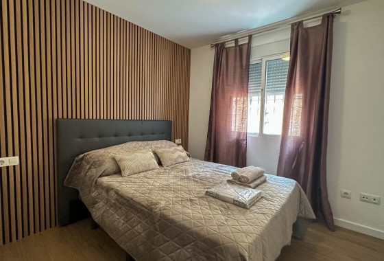 Resale - Duplex - San Miguel de Salinas - Las Filipinas