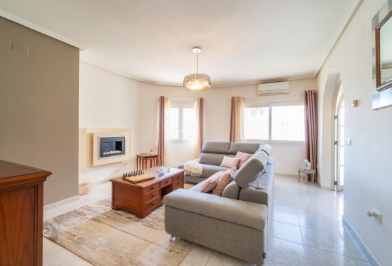 Revente - Villa - Orihuela Costa - Playa Flamenca