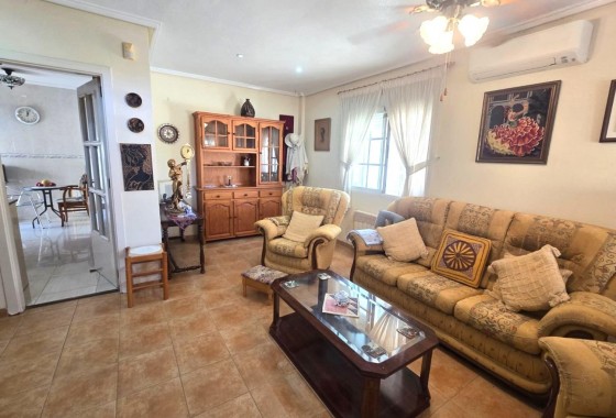 Resale - Villa - Torrevieja - Los Balcones - Los Altos del Edén