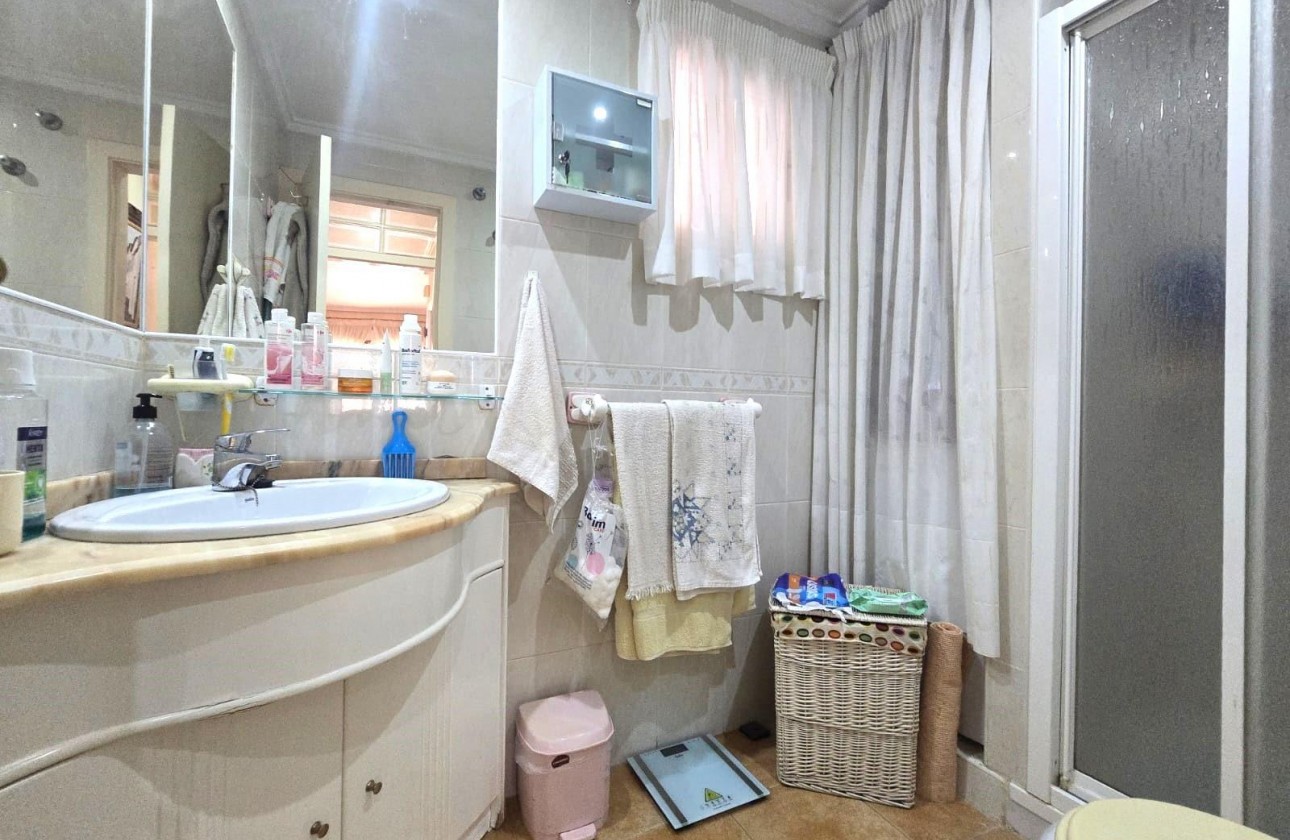 Resale - Villa - Torrevieja - Los Balcones - Los Altos del Edén