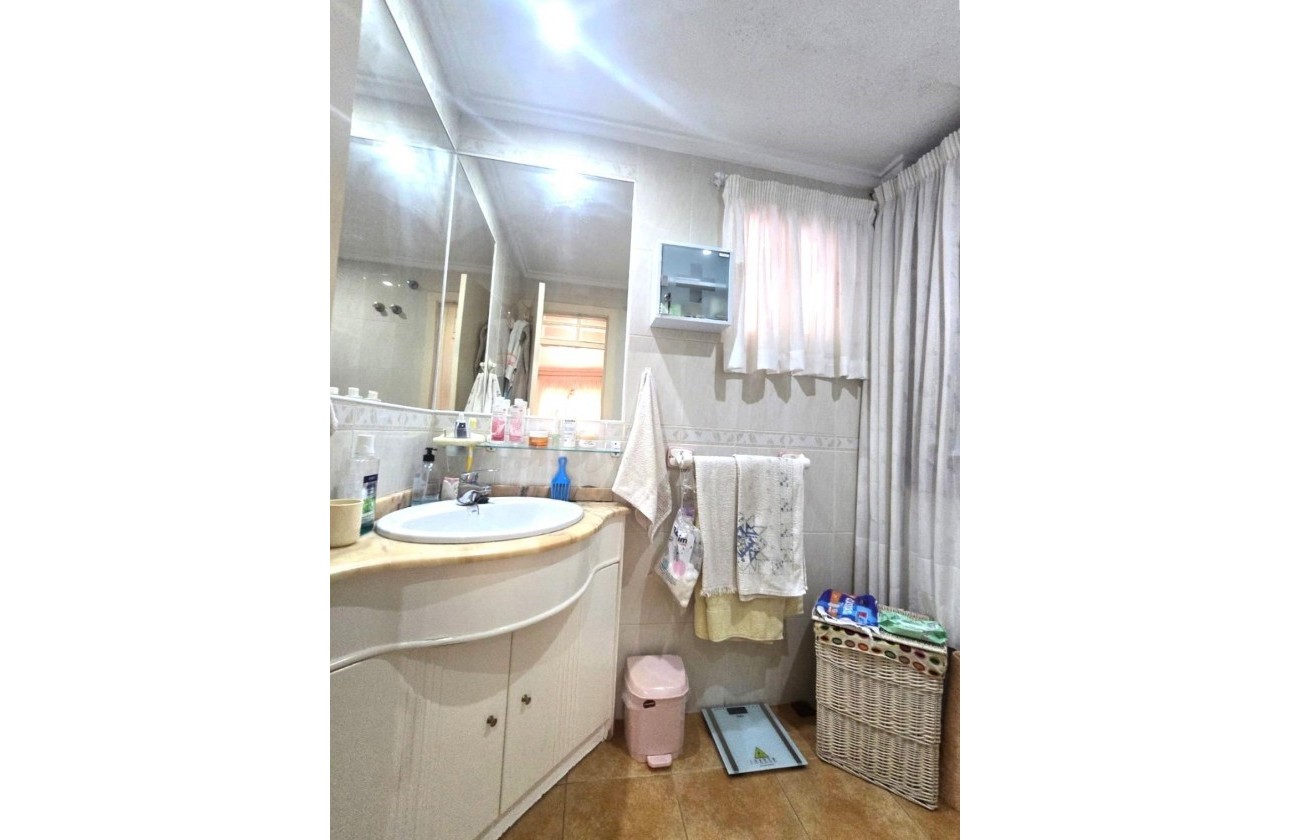 Resale - Villa - Torrevieja - Los Balcones - Los Altos del Edén