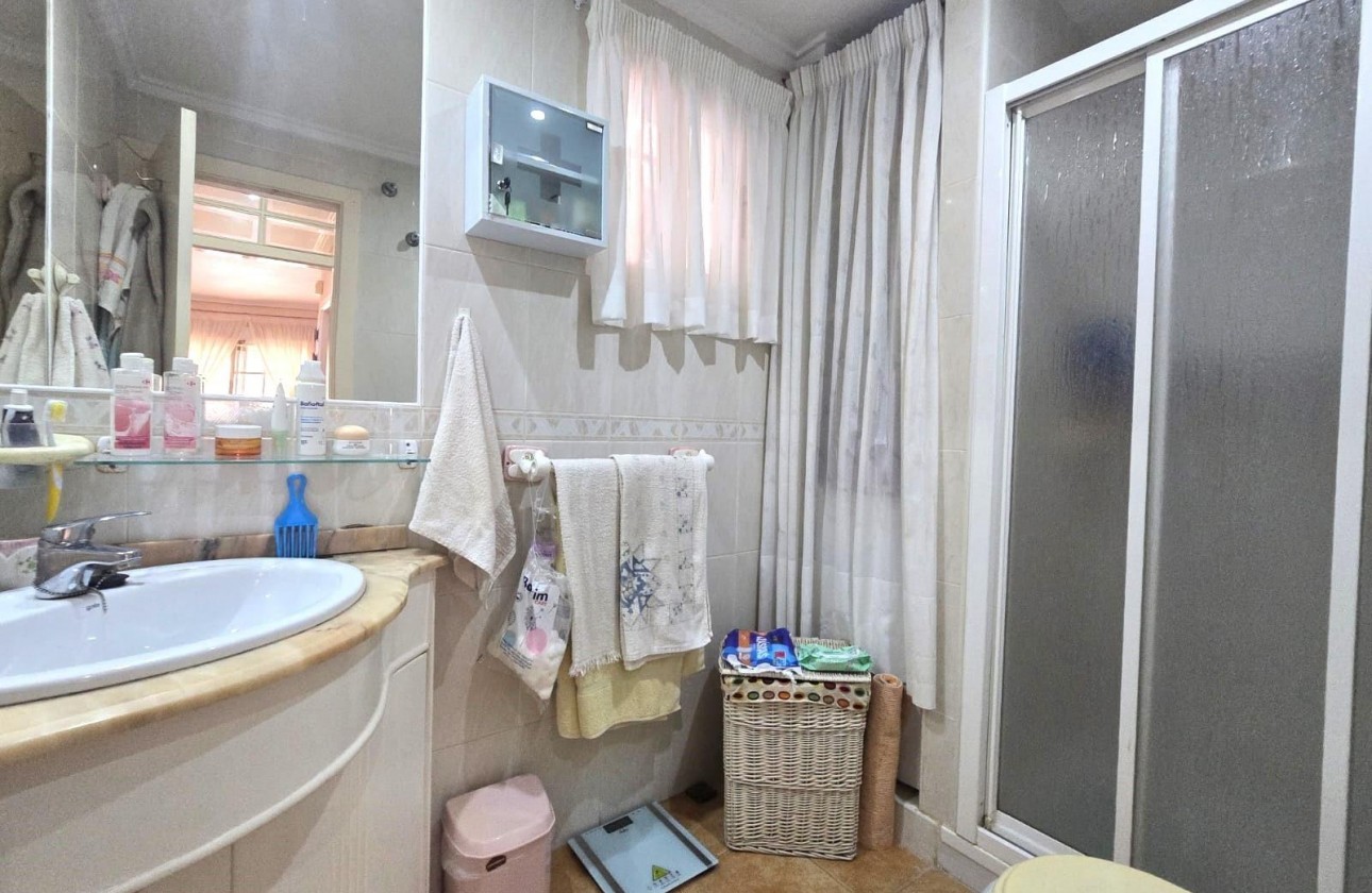 Resale - Villa - Torrevieja - Los Balcones - Los Altos del Edén