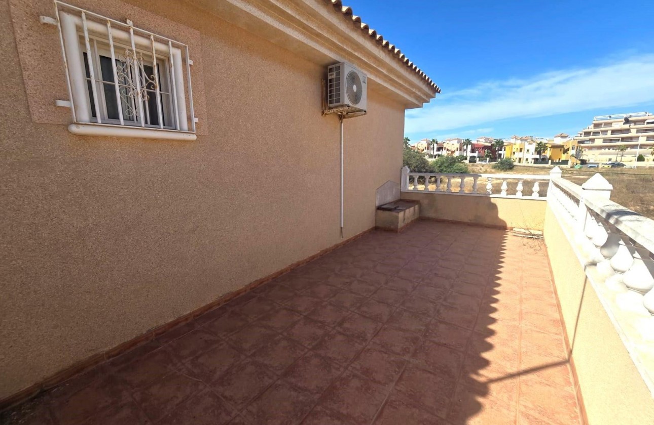 Resale - Villa - Torrevieja - Los Balcones - Los Altos del Edén