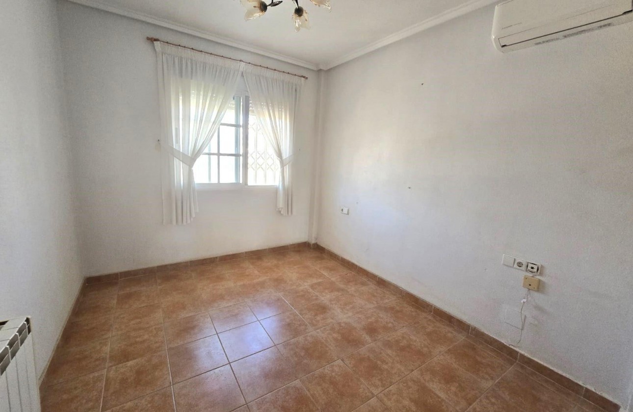 Resale - Villa - Torrevieja - Los Balcones - Los Altos del Edén