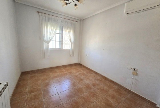 Resale - Villa - Torrevieja - Los Balcones - Los Altos del Edén