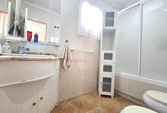Resale - Villa - Torrevieja - Los Balcones - Los Altos del Edén